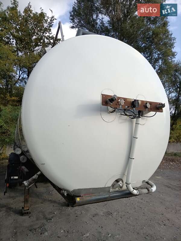 Цистерна полуприцеп BSL STC-1M 1983 в Днепре фото 3 Цистерна полуприцеп BSL STC-1M 1983 в Днепре