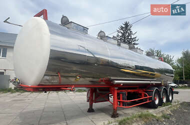 Цистерна полуприцеп BSLT ST-STC1 1994 в 