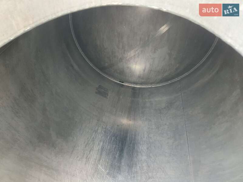 Цистерна полуприцеп BSLT STC 1999 в Ромнах