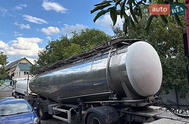 Цистерна BSLT STC 2007 в Києві