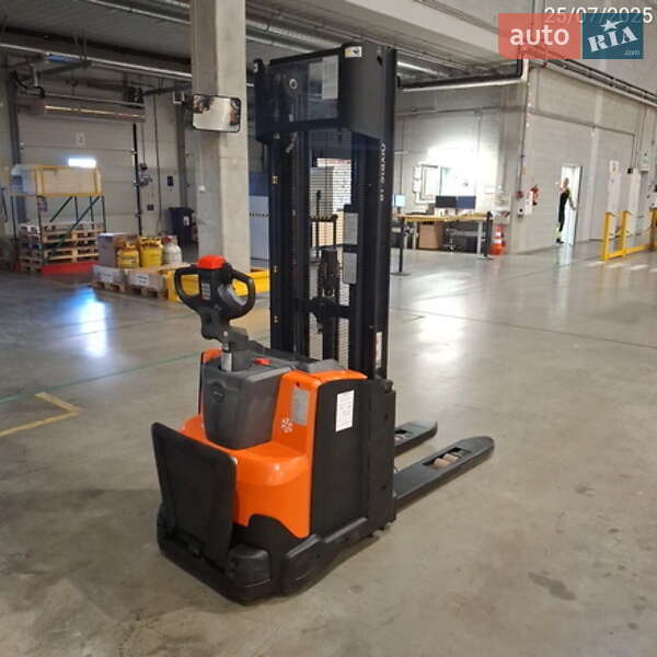 Штабелер BT Toyota SWE 2020 в Киеве