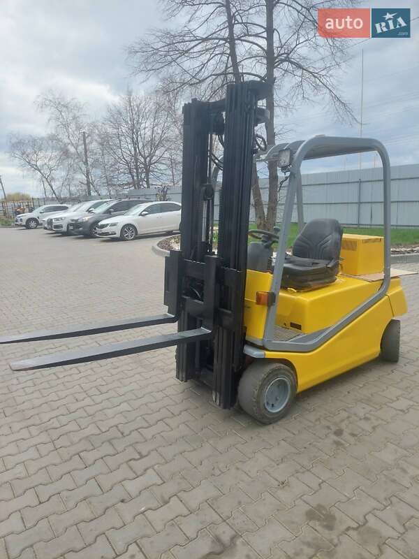 Вилочний навантажувач BT C3E150 2004 в 