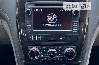 Внедорожник / Кроссовер Buick Enclave 2016 в 