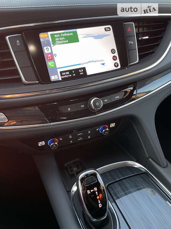 Позашляховик / Кросовер Buick Enclave 2018 в Києві
