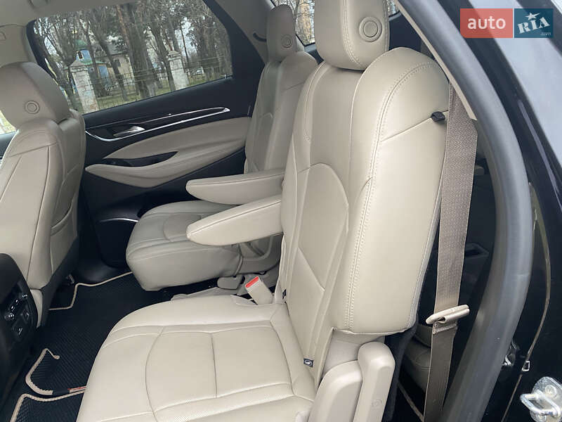 Позашляховик / Кросовер Buick Enclave 2018 в Києві