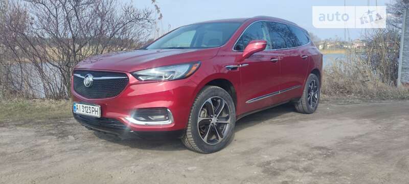 Внедорожник / Кроссовер Buick Enclave 2019 в Украинке