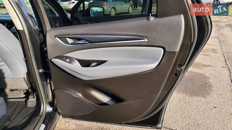 Позашляховик / Кросовер Buick Enclave 2018 в Миколаєві