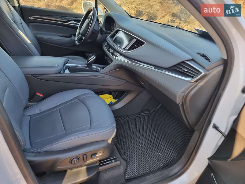 Внедорожник / Кроссовер Buick Enclave 2020 в Киеве