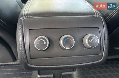 Внедорожник / Кроссовер Buick Enclave 2013 в 