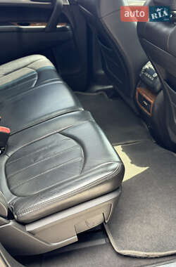 Внедорожник / Кроссовер Buick Enclave 2008 в 