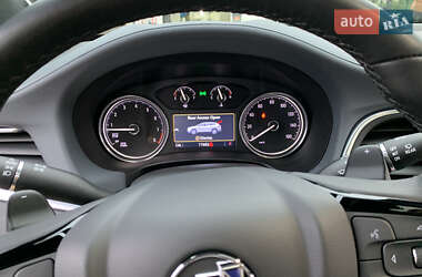 Позашляховик / Кросовер Buick Enclave 2023 в 