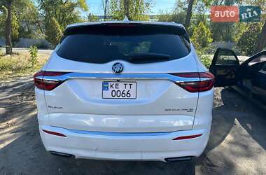 Внедорожник / Кроссовер Buick Enclave 2018 в 