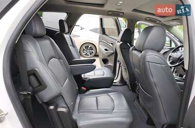 Внедорожник / Кроссовер Buick Enclave 2018 в 
