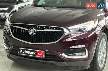 Позашляховик / Кросовер Buick Enclave 2018 в 