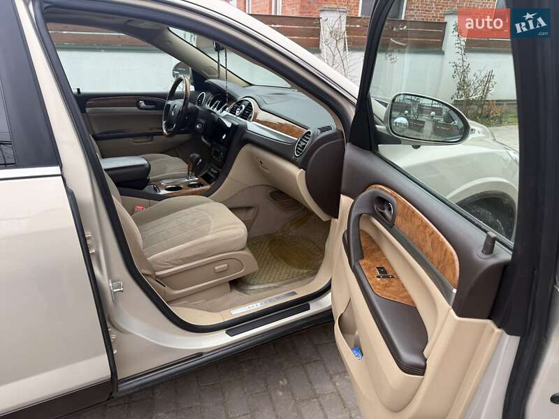 Позашляховик / Кросовер Buick Enclave 2008 в Пустомитах фото 11 Позашляховик / Кросовер Buick Enclave 2008 в Пустомитах