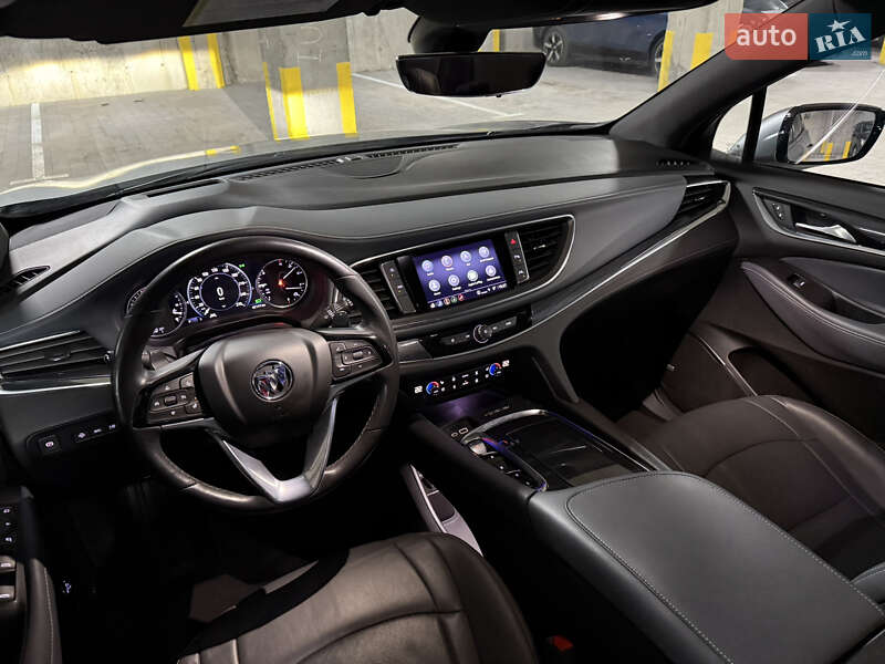 Внедорожник / Кроссовер Buick Enclave 2023 в Тернополе