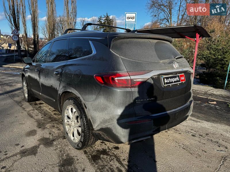 Внедорожник / Кроссовер Buick Enclave 2021 в Киеве