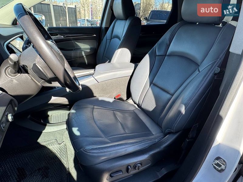 Внедорожник / Кроссовер Buick Enclave 2020 в Киеве