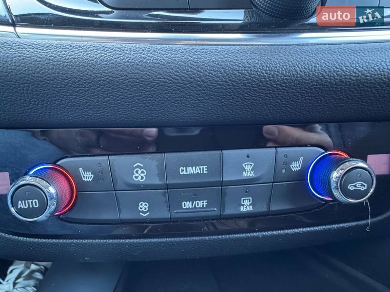 Внедорожник / Кроссовер Buick Enclave 2020 в Киеве