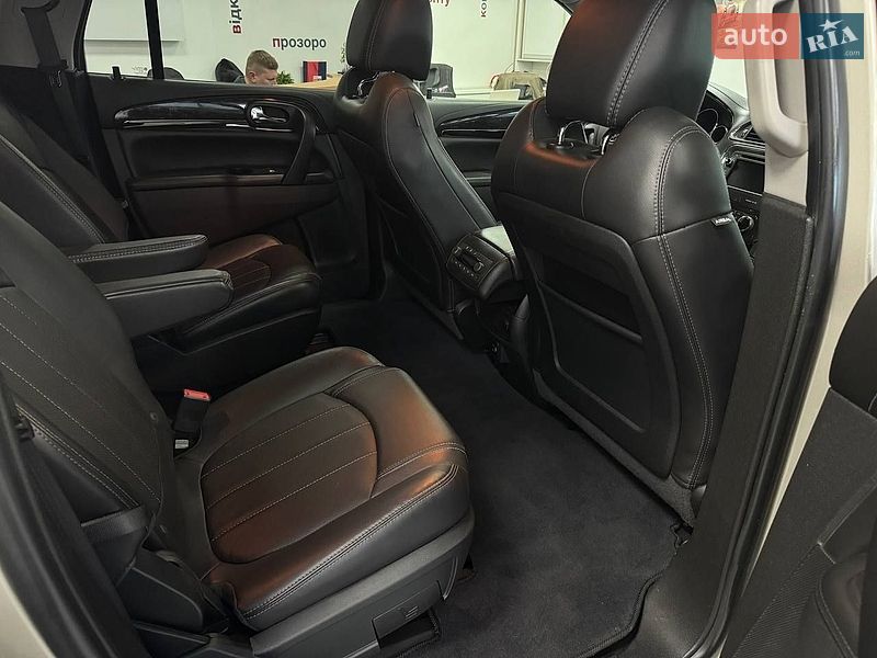 Позашляховик / Кросовер Buick Enclave 2016 в Києві
