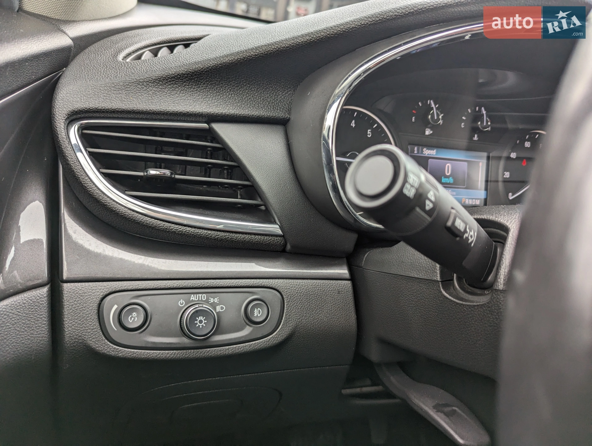 2019 Buick Encore - мініатюра 2
