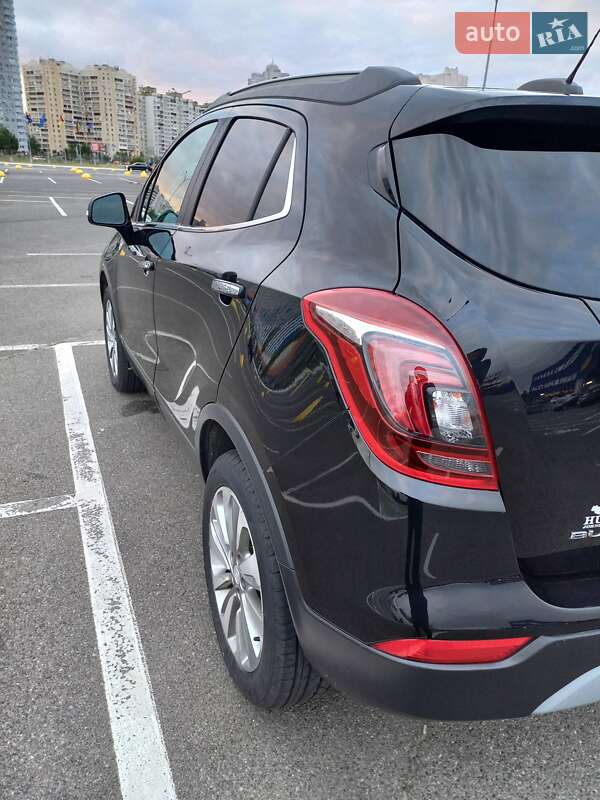 Внедорожник / Кроссовер Buick Encore 2017 в Киеве
