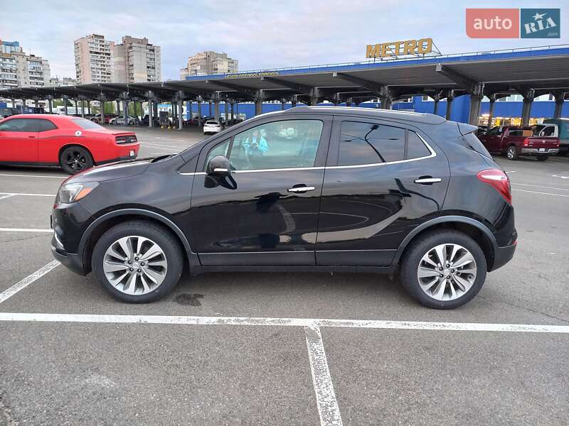 Внедорожник / Кроссовер Buick Encore 2017 в Киеве