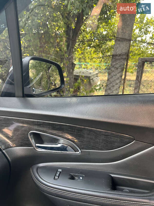 Позашляховик / Кросовер Buick Encore 2013 в Кривому Розі