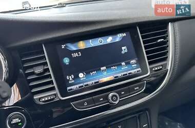 Внедорожник / Кроссовер Buick Encore 2017 в 