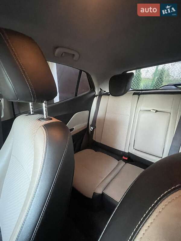 Хетчбек Buick Encore 2016 в Львові