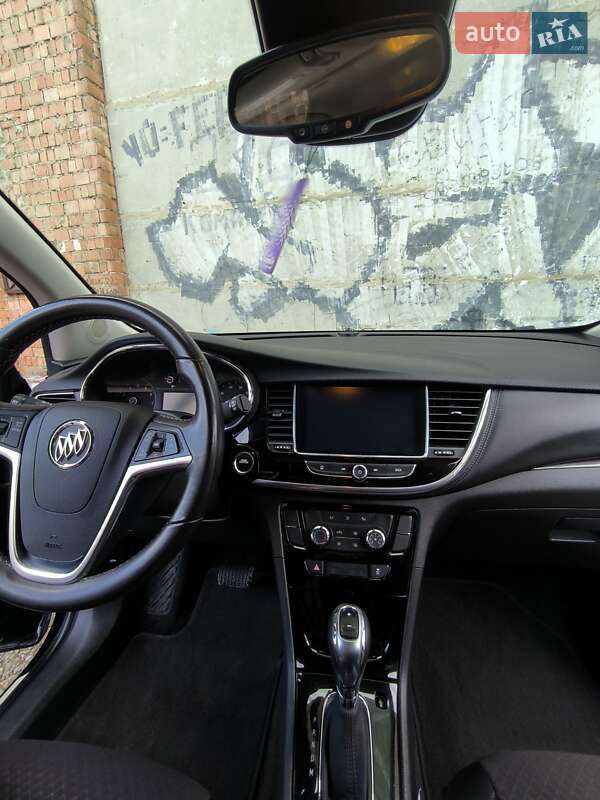 Позашляховик / Кросовер Buick Encore 2019 в Чернівцях