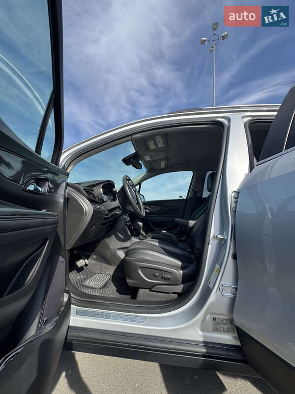 Позашляховик / Кросовер Buick Encore 2016 в Львові