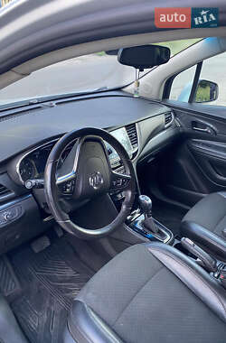Позашляховик / Кросовер Buick Encore 2018 в 