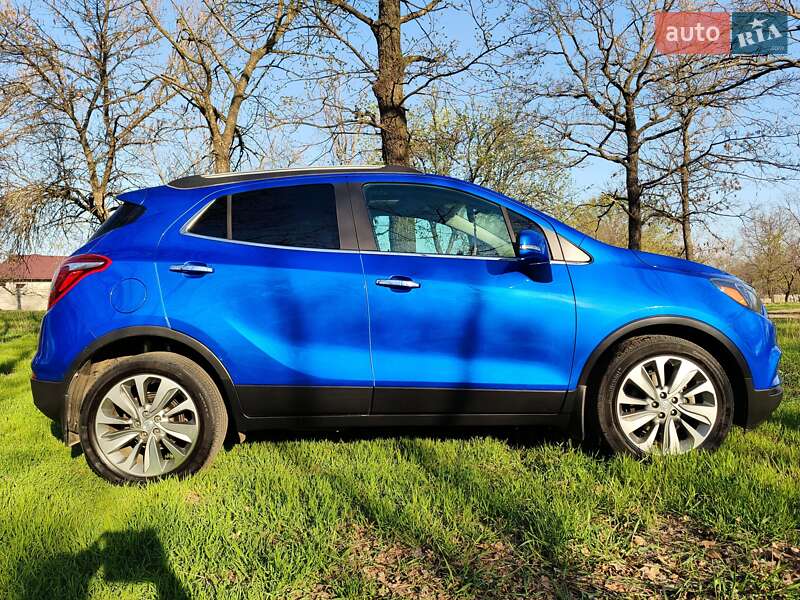 Внедорожник / Кроссовер Buick Encore 2016 в Николаеве