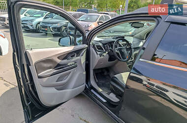 Позашляховик / Кросовер Buick Encore 2014 в 