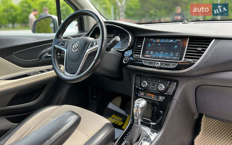 Позашляховик / Кросовер Buick Encore 2018 в Львові
