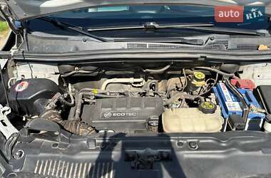 Внедорожник / Кроссовер Buick Encore 2015 в Львове