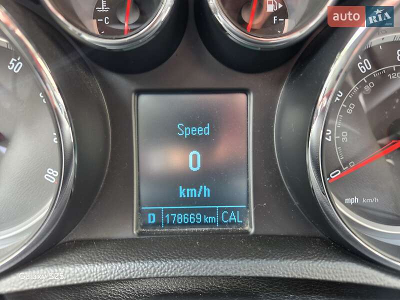 Внедорожник / Кроссовер Buick Encore 2015 в Львове