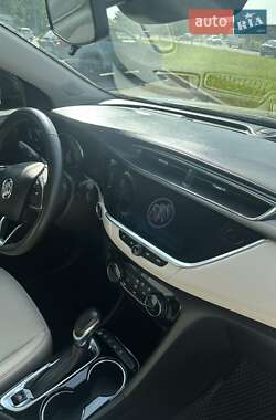 Внедорожник / Кроссовер Buick Encore 2020 в 