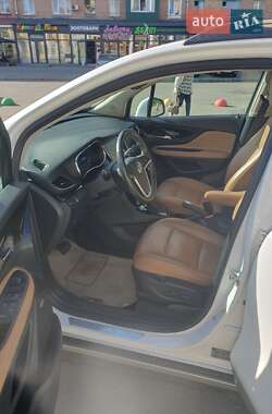 Позашляховик / Кросовер Buick Encore 2017 в 