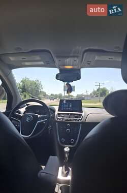 Внедорожник / Кроссовер Buick Encore 2014 в 