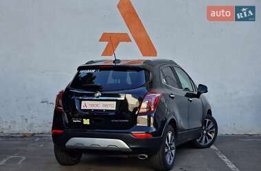 Внедорожник / Кроссовер Buick Encore 2017 в 