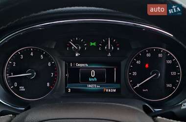 Внедорожник / Кроссовер Buick Encore 2017 в 