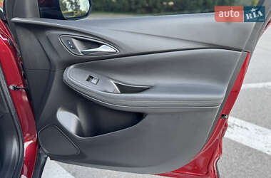 Внедорожник / Кроссовер Buick Encore 2021 в 