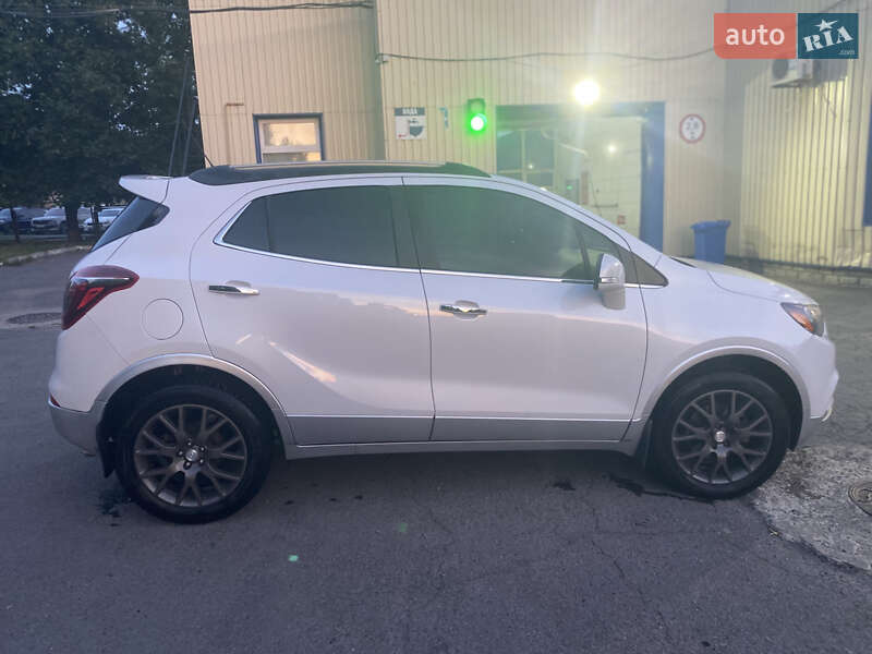 Позашляховик / Кросовер Buick Encore 2017 в Полтаві