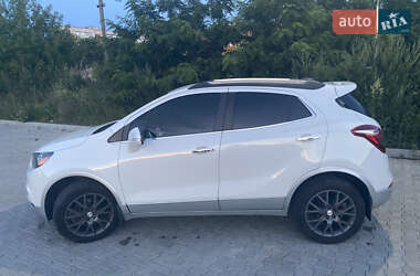 Внедорожник / Кроссовер Buick Encore 2017 в 