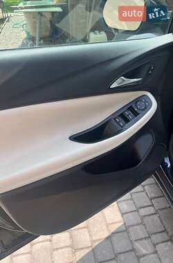 Позашляховик / Кросовер Buick Encore 2020 в 