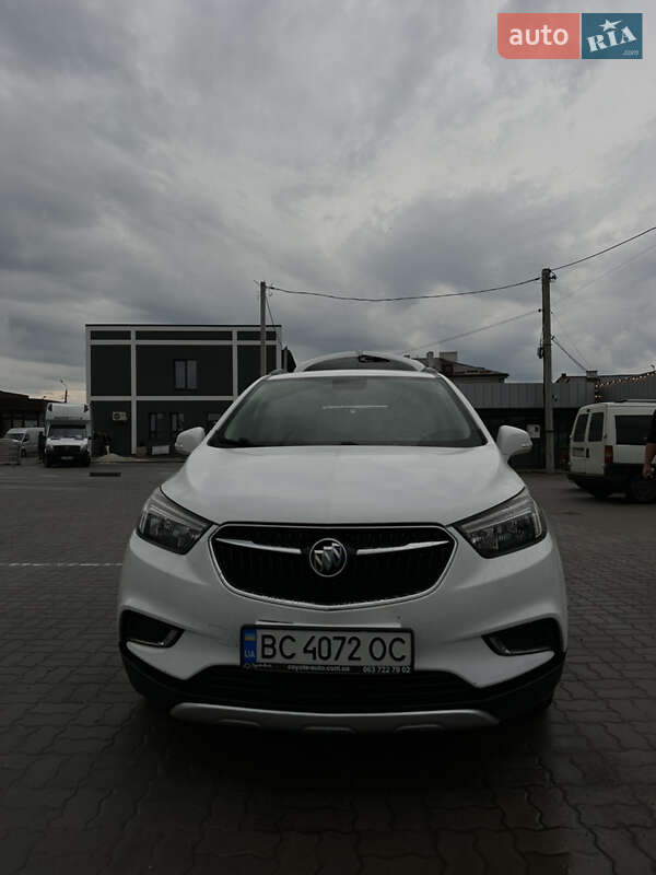 Позашляховик / Кросовер Buick Encore 2016 в 