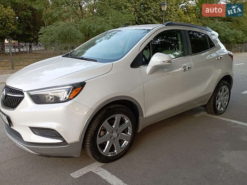 Внедорожник / Кроссовер Buick Encore 2018 в 
