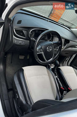 Позашляховик / Кросовер Buick Encore 2018 в 